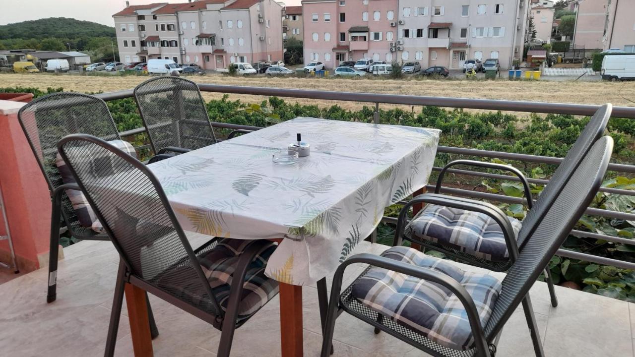 Apartments Dragica Poreč Eksteriør billede