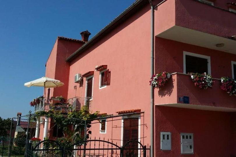 Apartments Dragica Poreč Eksteriør billede