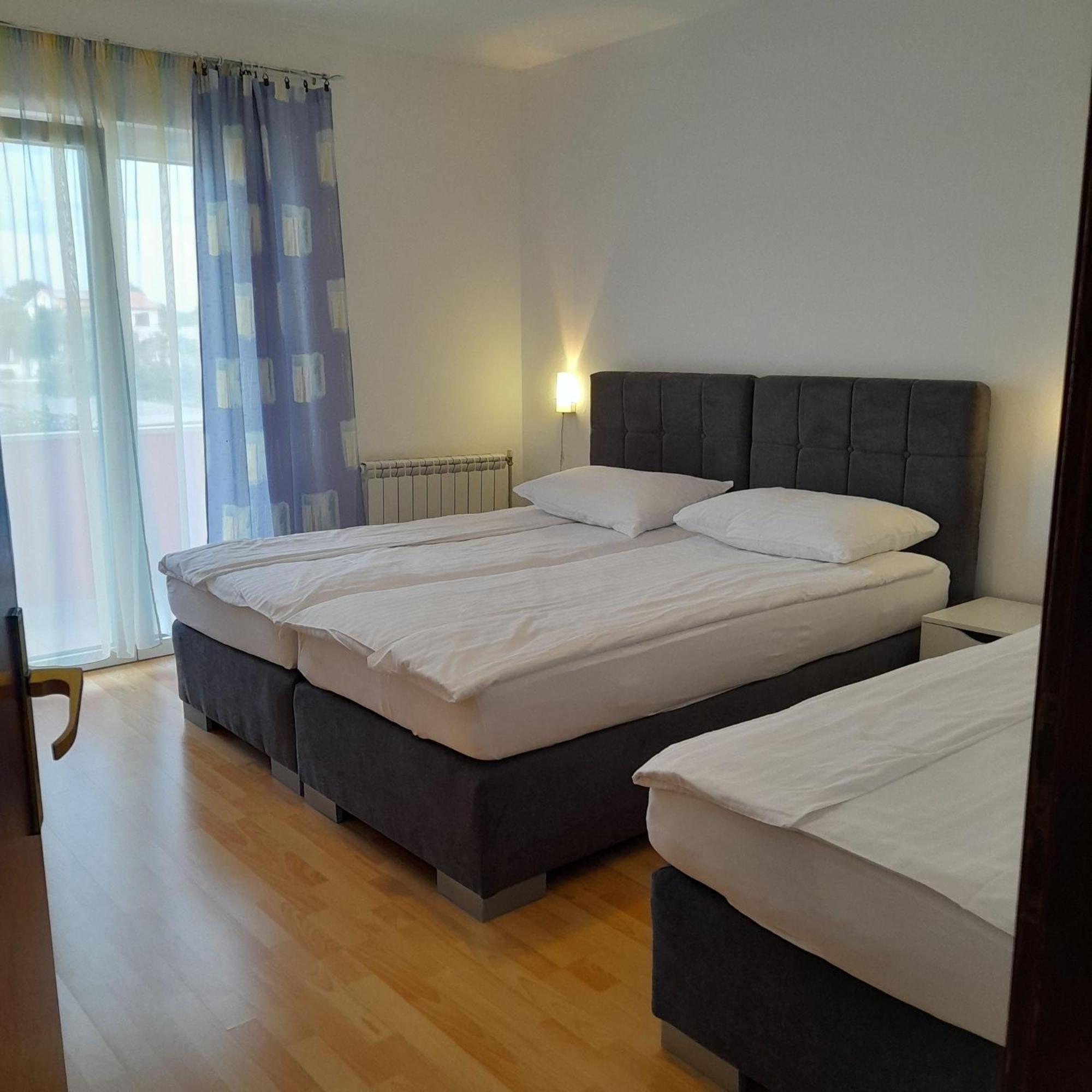 Apartments Dragica Poreč Eksteriør billede